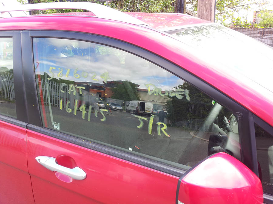 Honda FRV I-VTEC SE door-window-glass-driver-side-front
